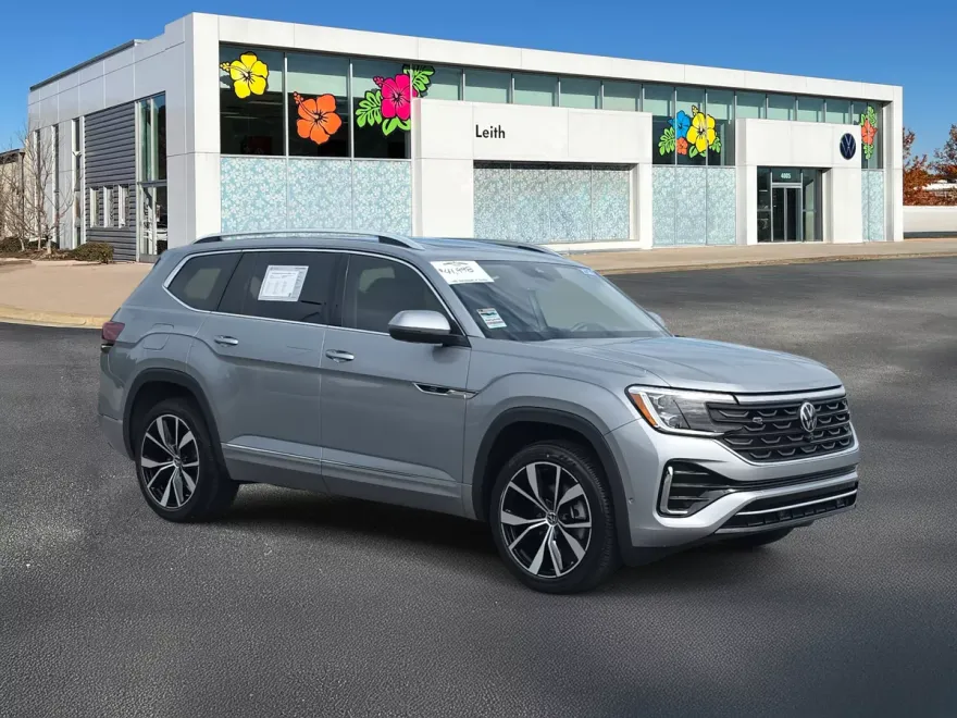 2024 Volkswagen Atlas SEL Premium R-Line photo 1