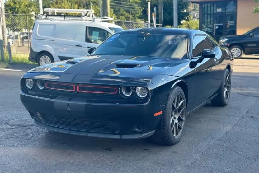 2018 Dodge Challenger GT photo 1