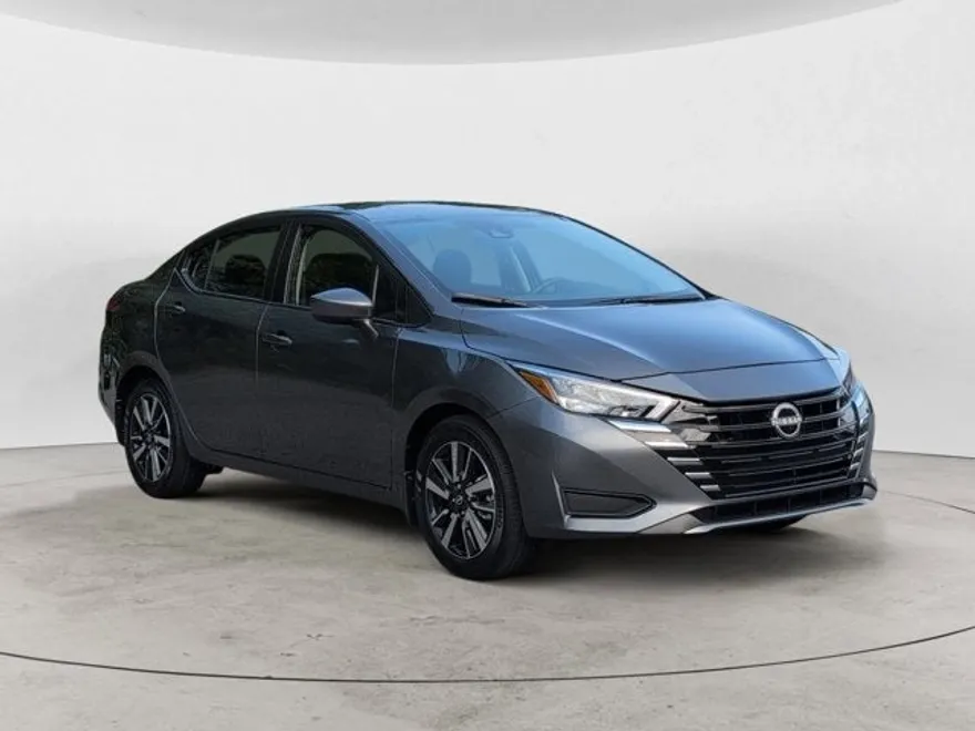 2025 Nissan Versa SV photo 1