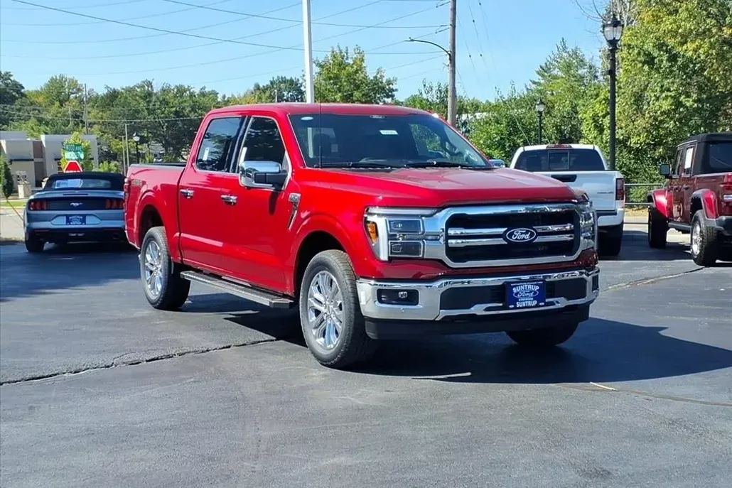2025 Ford F-150 Lariat photo 1