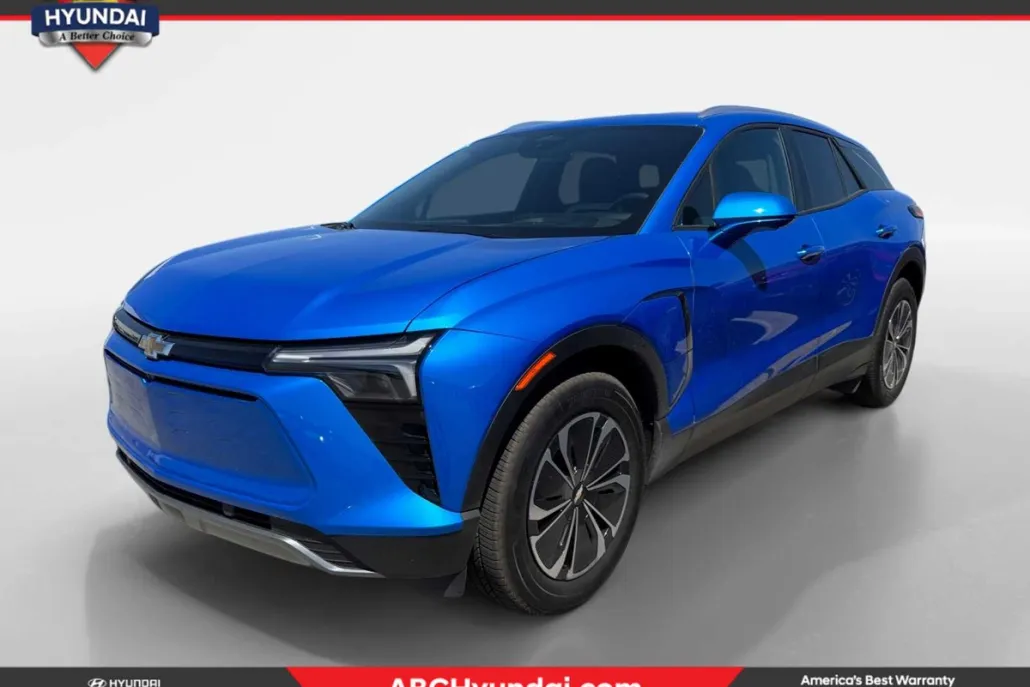 2025 Chevrolet Blazer EV photo 1
