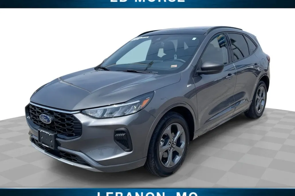 2024 Ford Escape ST-Line photo 1