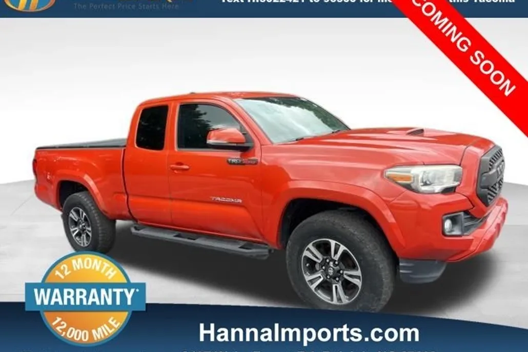 2016 Toyota Tacoma TRD Sport photo 1