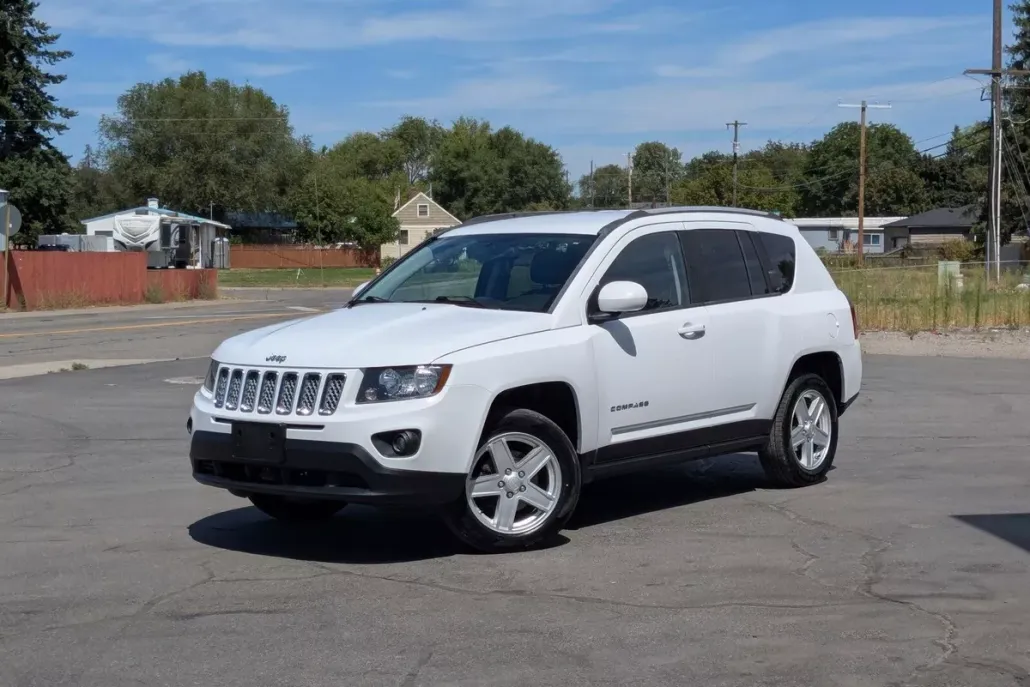 2016 Jeep Compass Latitude photo 1