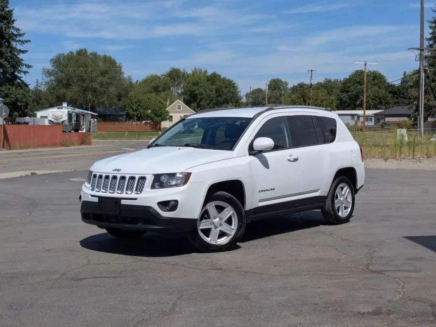 2016 Jeep Compass Latitude photo 1