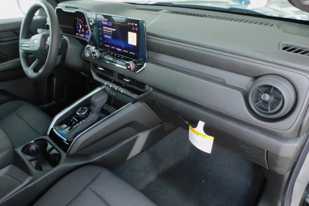 2026 Chevrolet Colorado Trail Boss photo 1