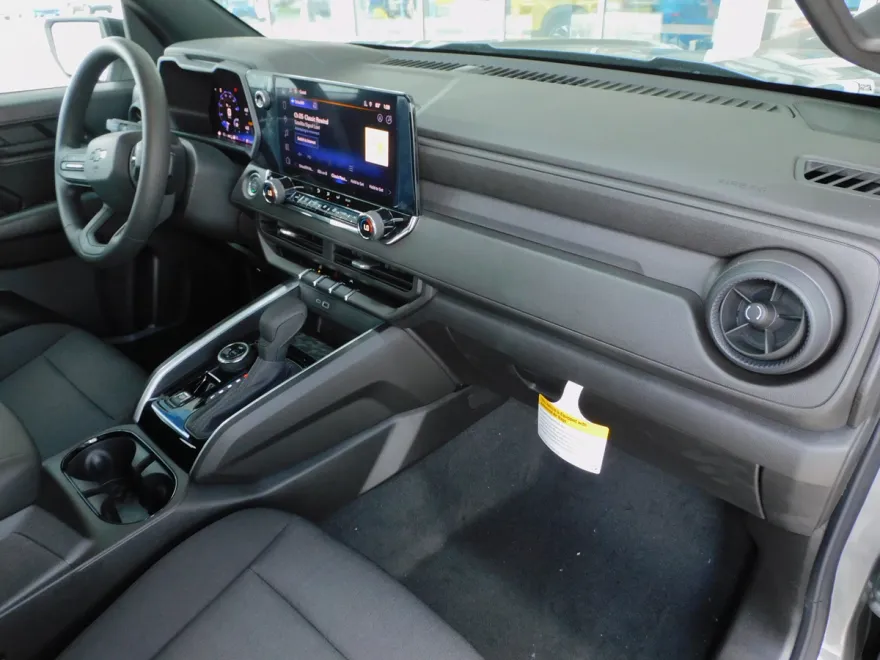 2026 Chevrolet Colorado Trail Boss photo 1