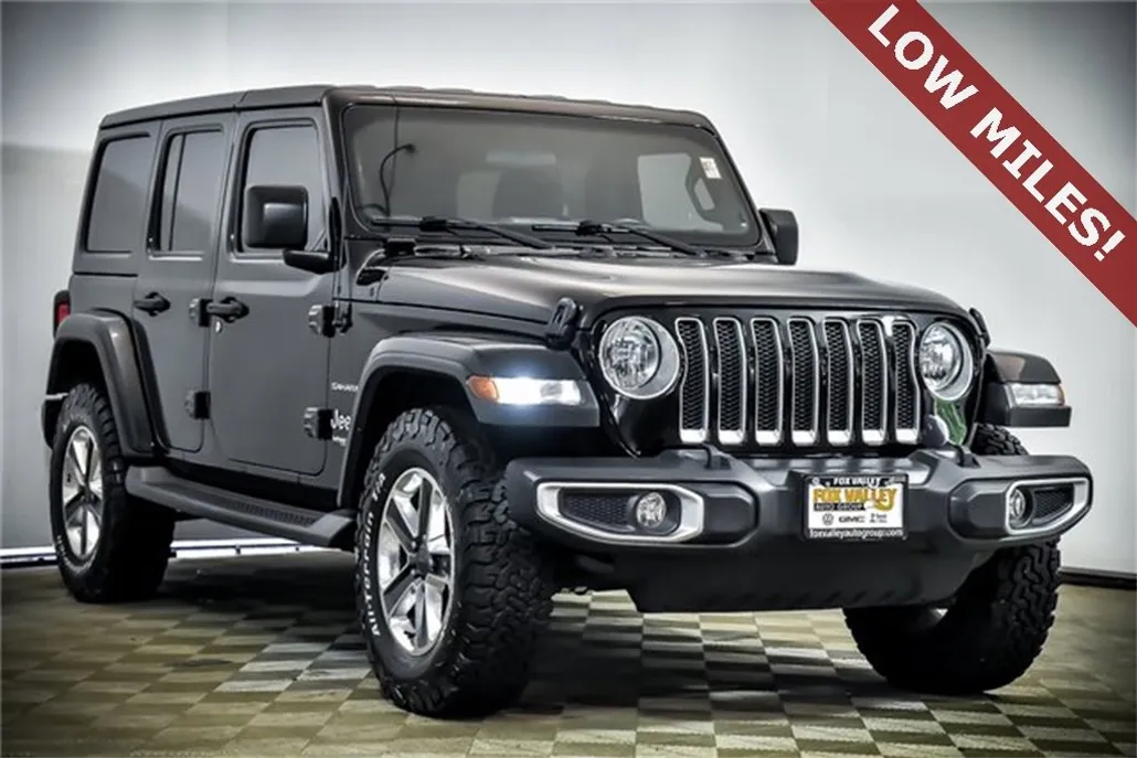 2019 Jeep Wrangler Unlimited Sahara photo 1