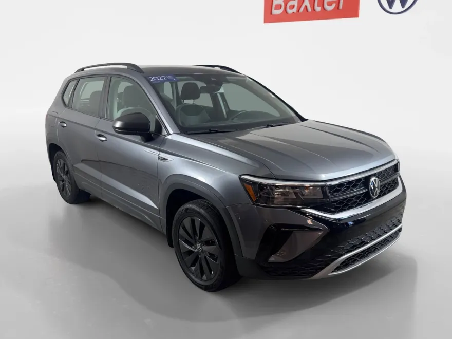 2022 Volkswagen Taos S photo 1