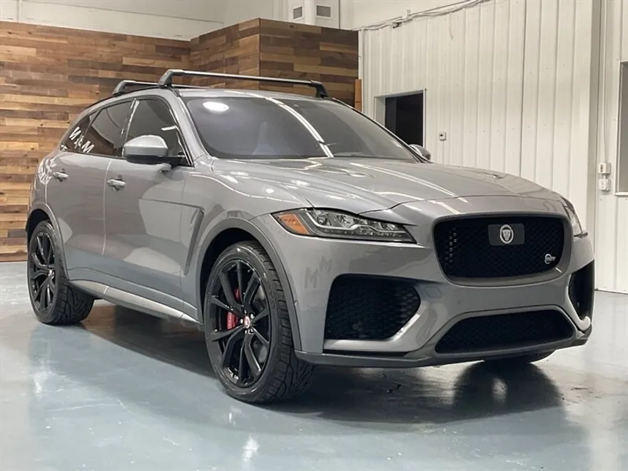 2020 Jaguar F-PACE SVR photo 1