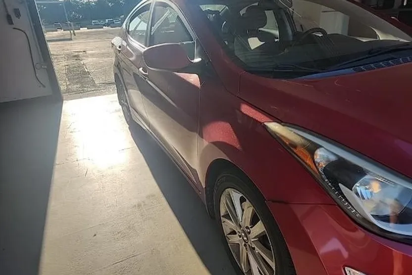 2016 Hyundai Elantra SE photo 1