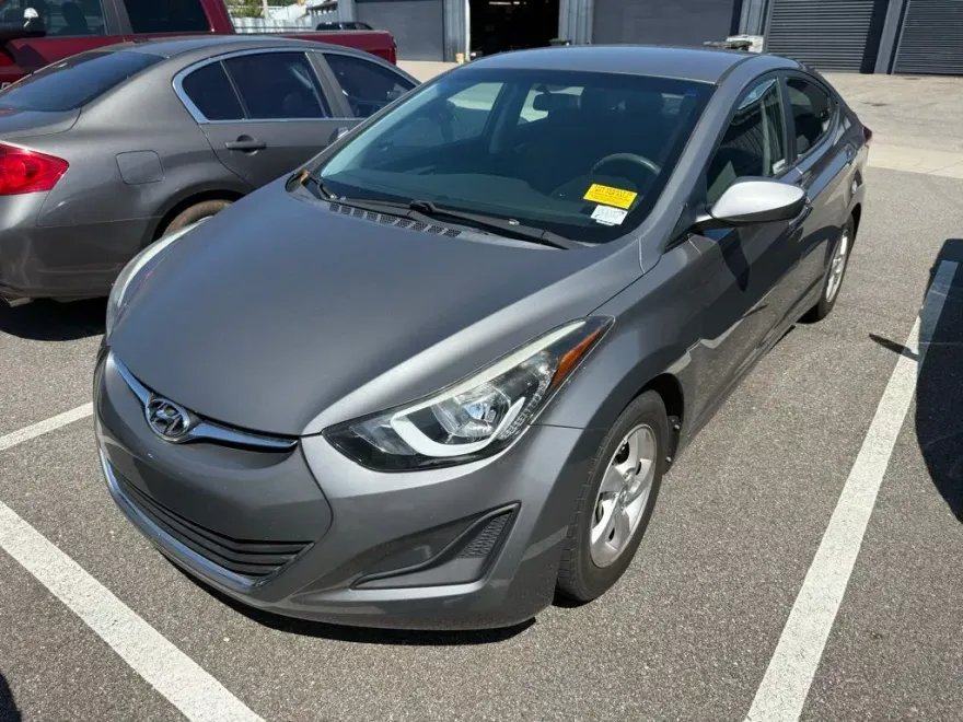 2014 Hyundai Elantra GLS photo 1