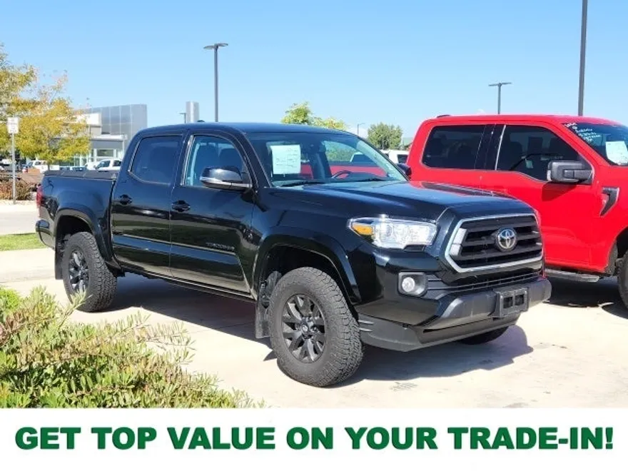 2023 Toyota Tacoma SR5 V6 photo 1