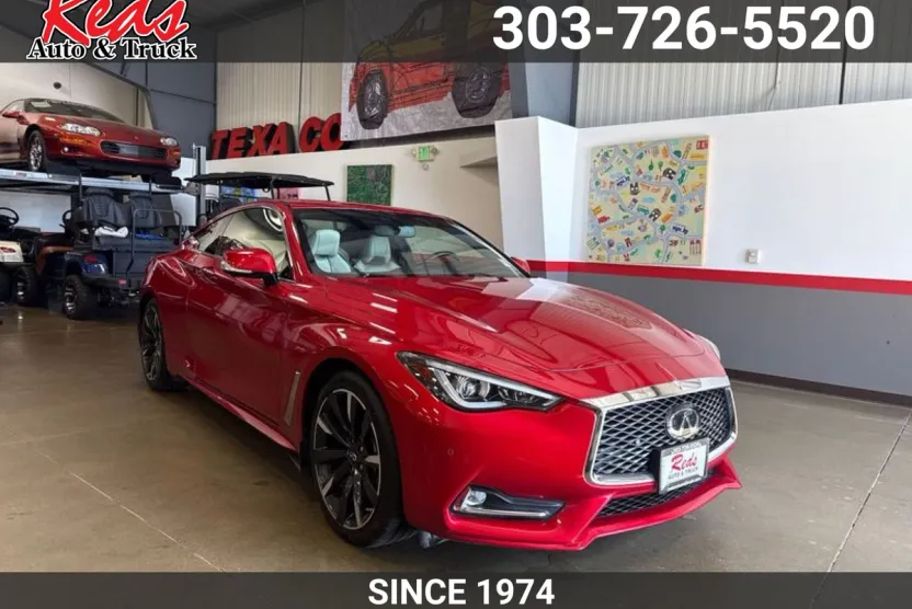2022 Infiniti Q60 Luxe photo 1