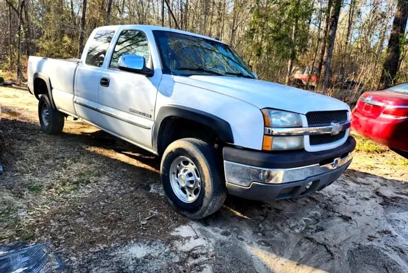 2002 Gmc Sierra SLT photo 1