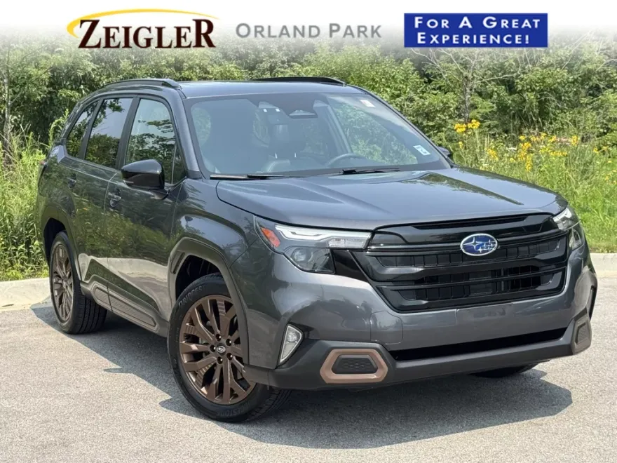 2025 Subaru Forester Sport photo 1
