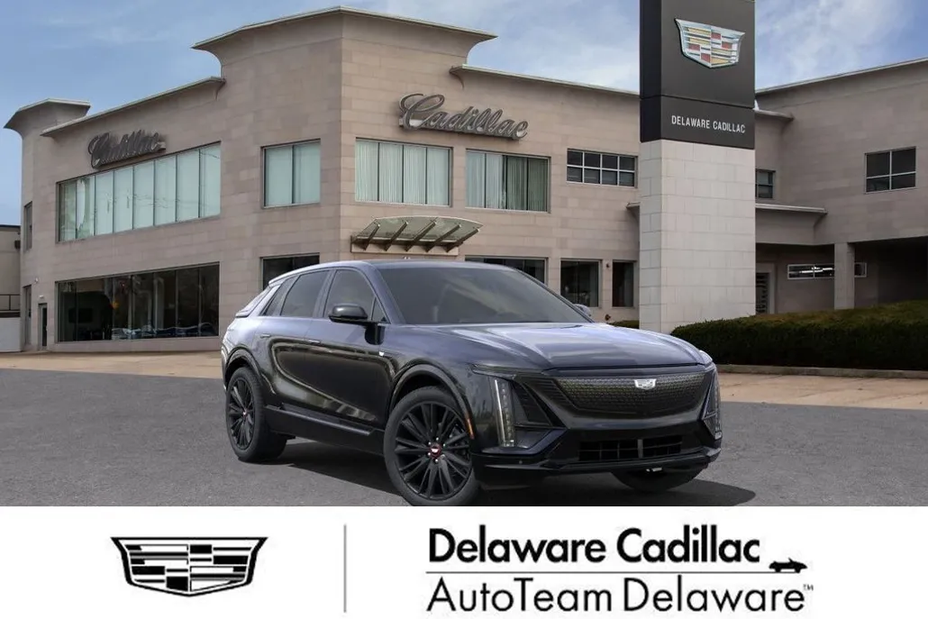 2025 Cadillac Lyriq Sport photo 1