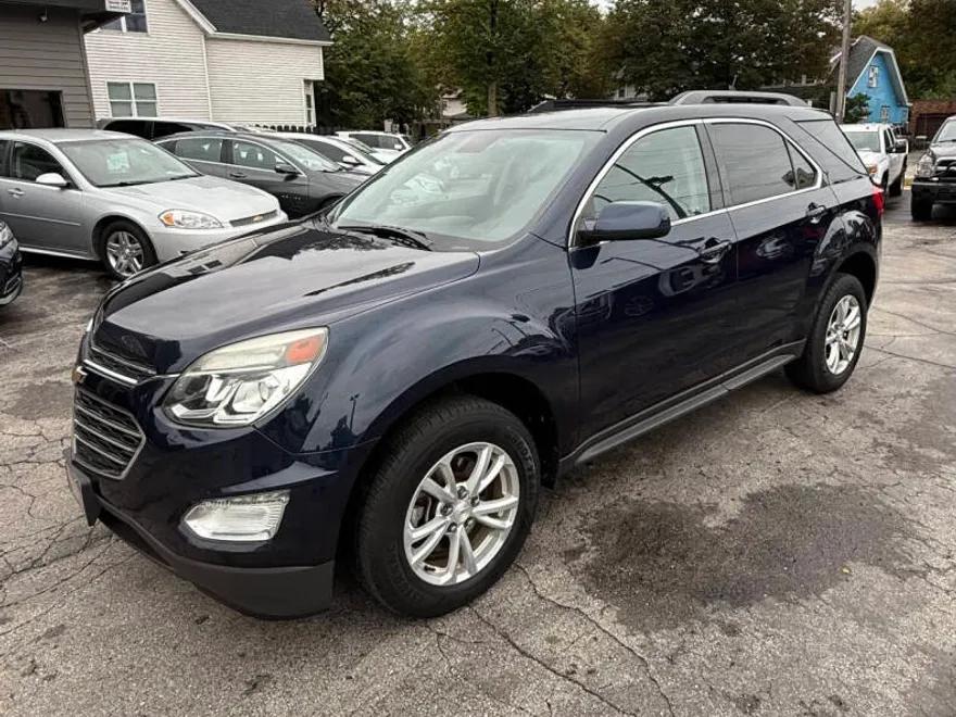 2016 Chevrolet Equinox LT photo 1