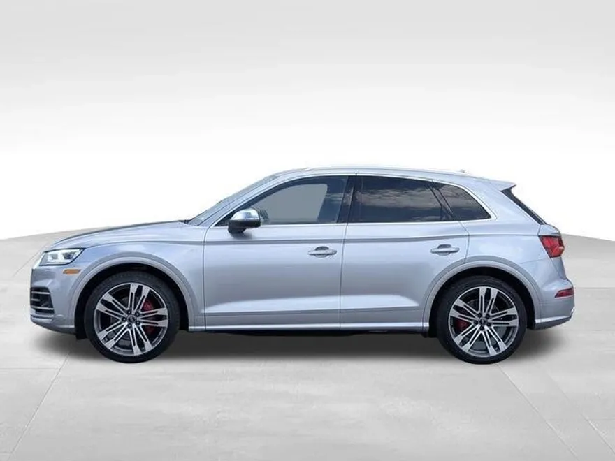 2018 Audi SQ5 Prestige photo 1