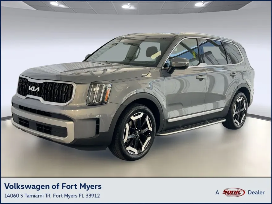 2024 Kia Telluride EX photo 1