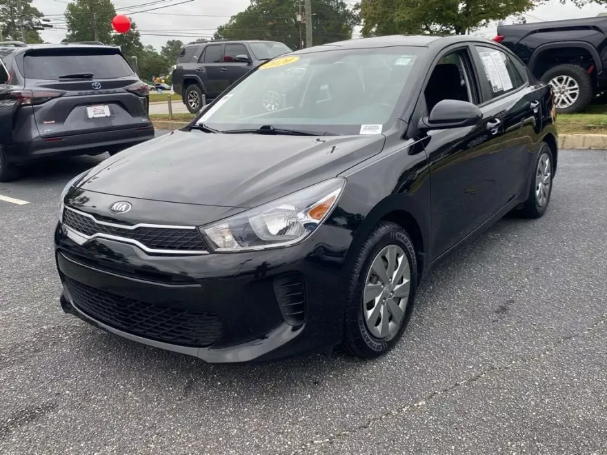2020 Kia Rio S photo 1