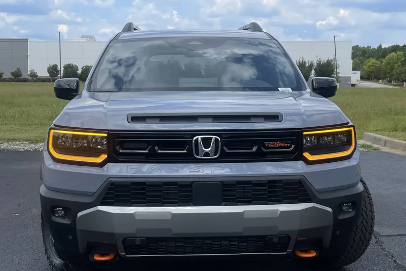 2026 Honda Passport TrailSport photo 1