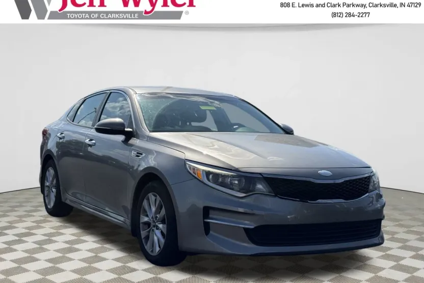 2018 Kia Optima LX photo 1
