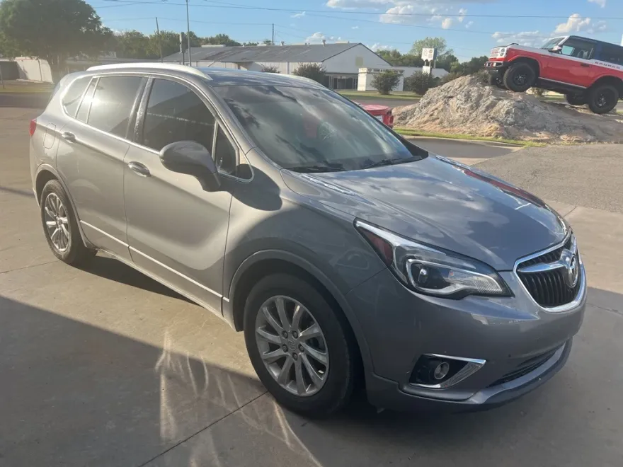2020 Buick Envision Essence photo 1