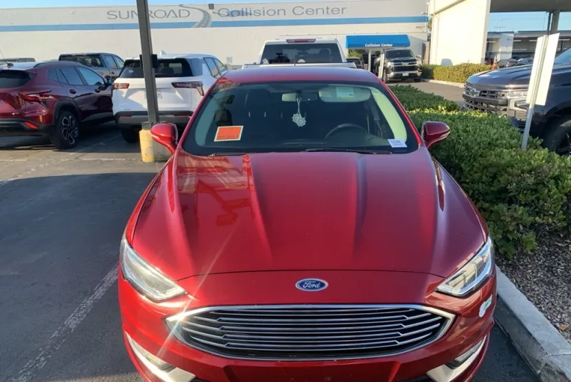 2017 Ford Fusion Energi SE photo 1