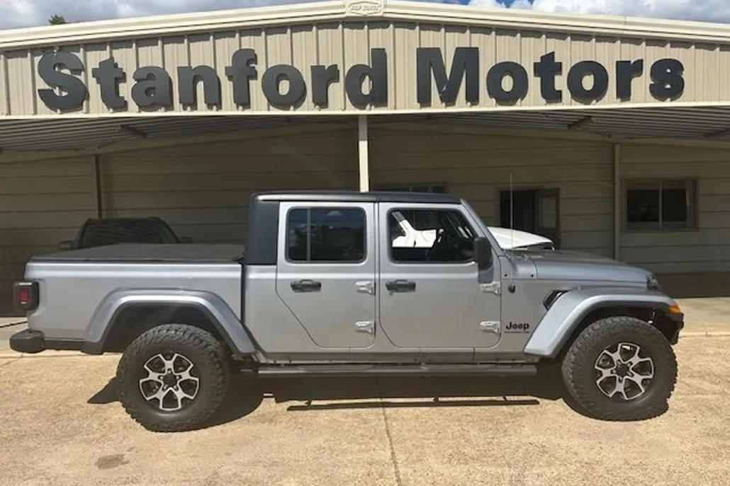 2021 Jeep Gladiator Sport photo 1