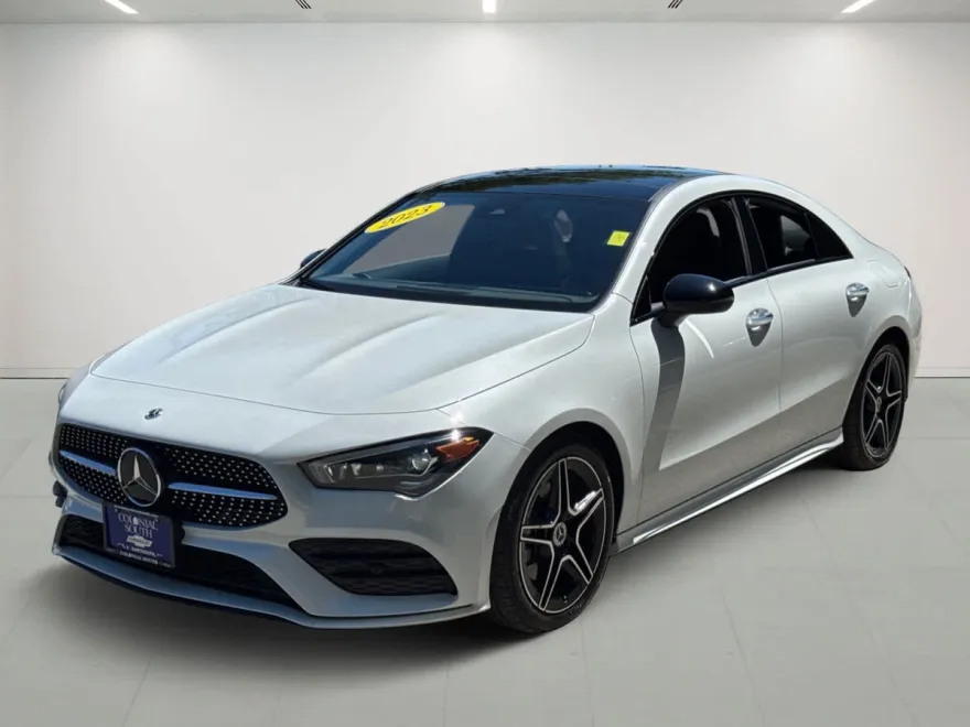 2023 Mercedes Benz CLA 250 4MATIC photo 1