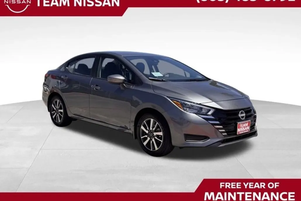 2025 Nissan Versa SV photo 1