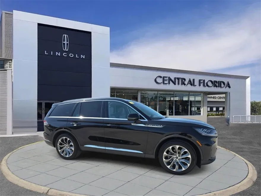 2025 Lincoln Aviator Premiere photo 1