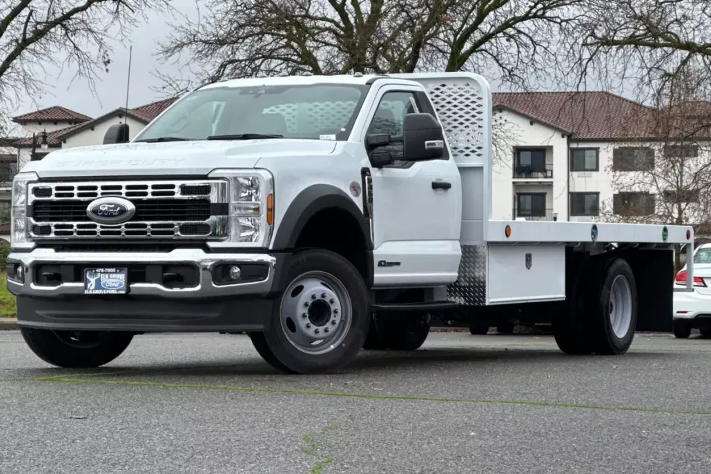 2024 Ford F-450 photo 1