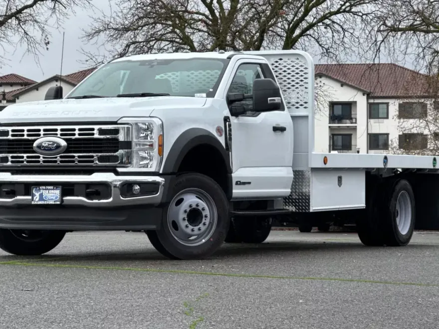 2024 Ford F-450 photo 1