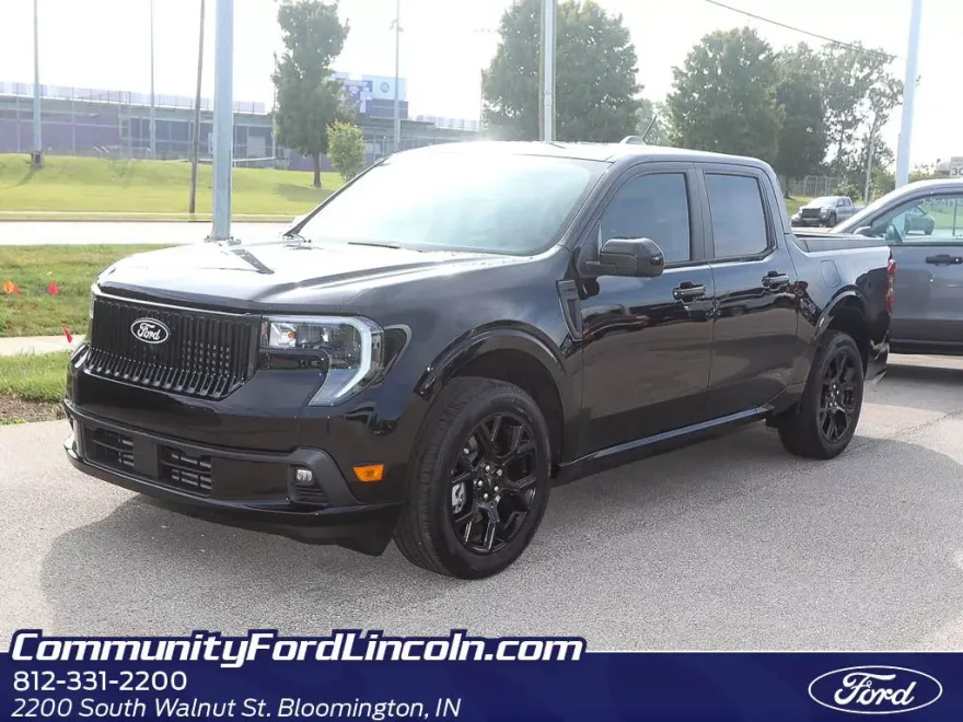 2025 Ford Maverick Lariat photo 1