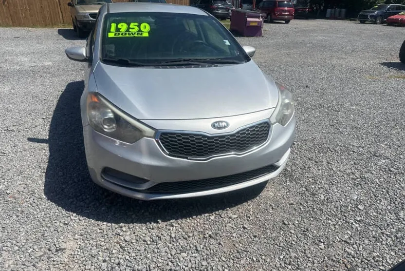 2015 Kia Forte LX photo 1