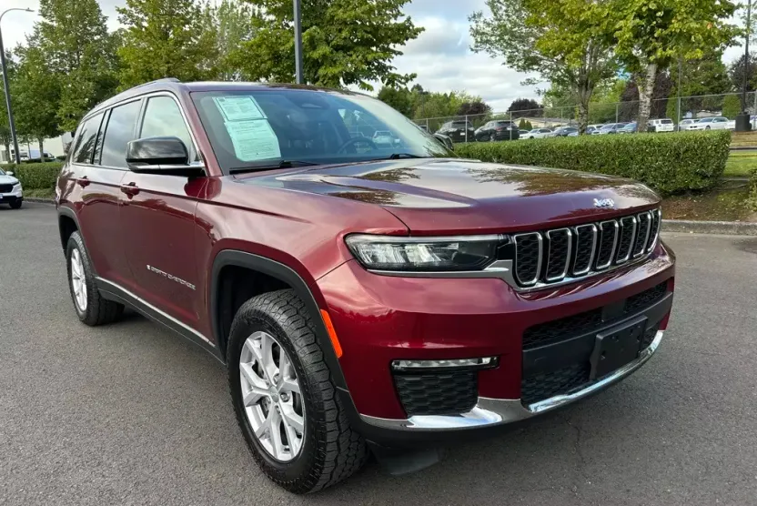 2022 Jeep Grand Cherokee Limited photo 1