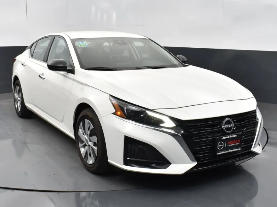 2025 Nissan Altima 2.5 S photo 1