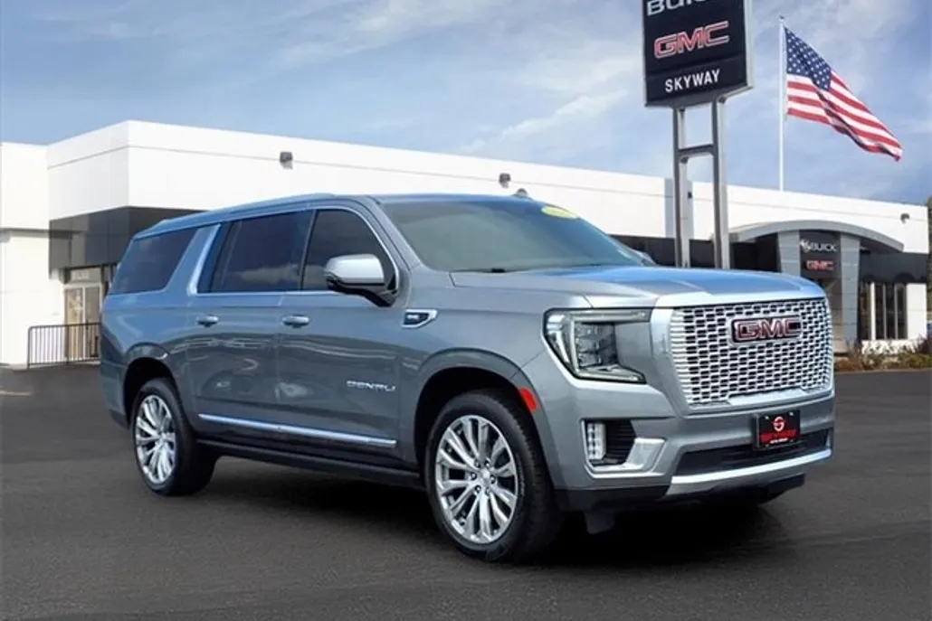 2022 Gmc Yukon XL Denali photo 1