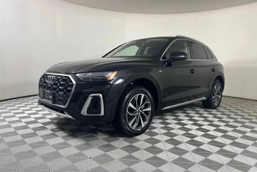 2025 Audi Q5 45 S line Premium Plus photo 1
