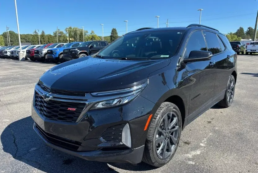 2022 Chevrolet Equinox RS photo 1