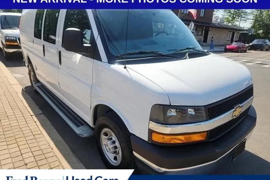 2023 Chevrolet Express 2500 Work Van Cargo photo 1