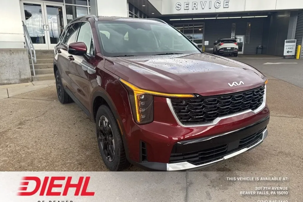 2025 Kia Sorento S photo 1