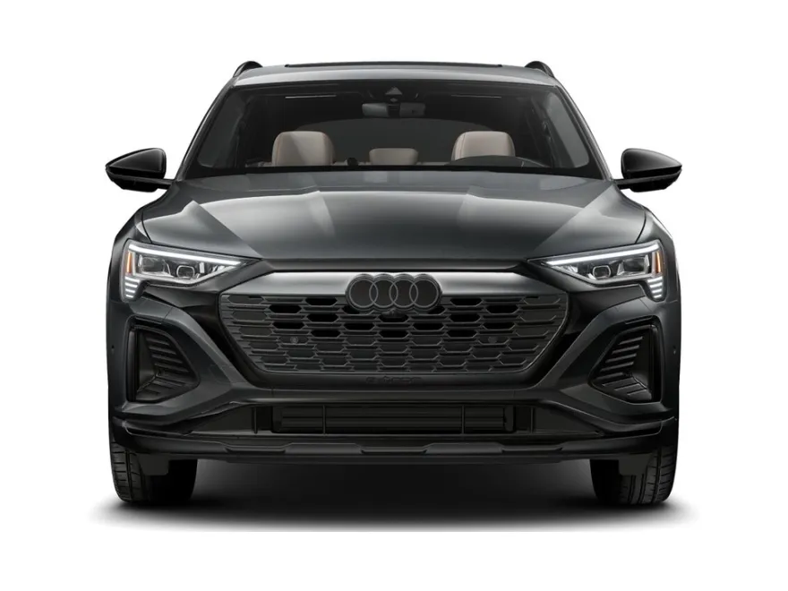 2024 Audi Q8 E-tron Prestige photo 1