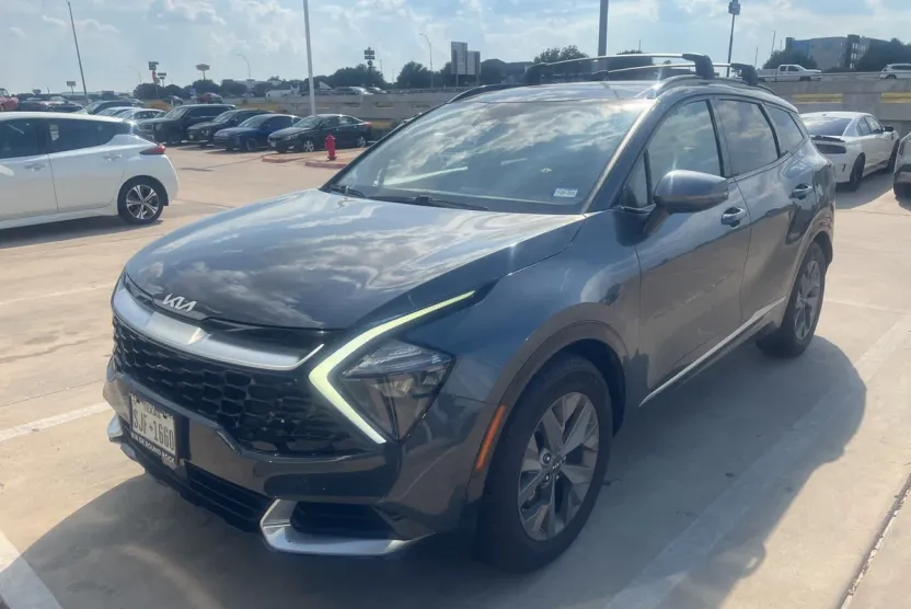 2023 Kia Sportage SX photo 1