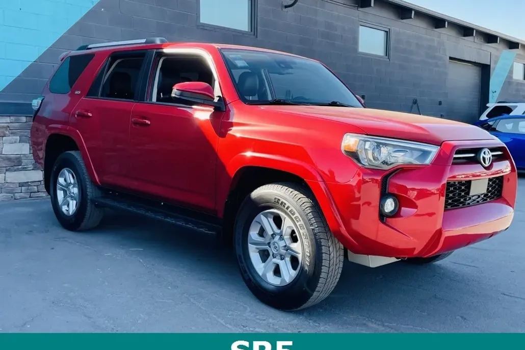 2023 Toyota 4Runner SR5 photo 1
