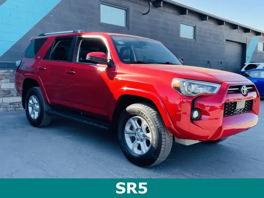 2023 Toyota 4Runner SR5 photo 1
