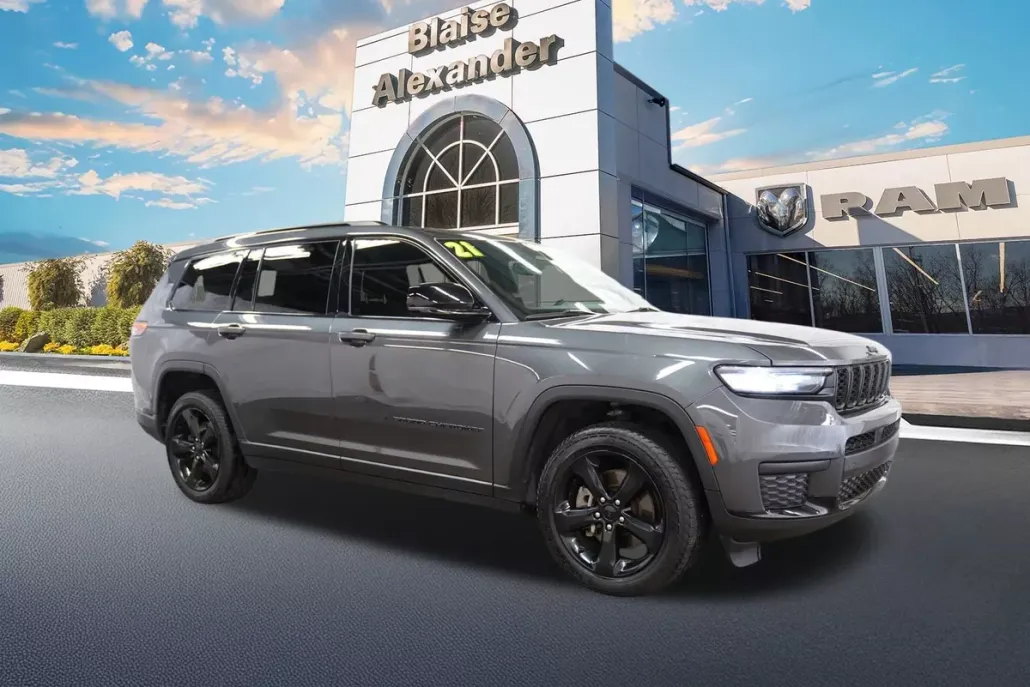 2021 Jeep Grand Cherokee Altitude photo 1