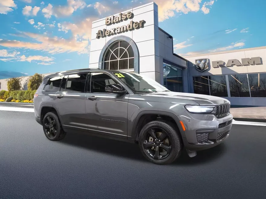 2021 Jeep Grand Cherokee Altitude photo 1